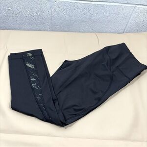 Kirkland black Capri leggings​​​​​​​​​